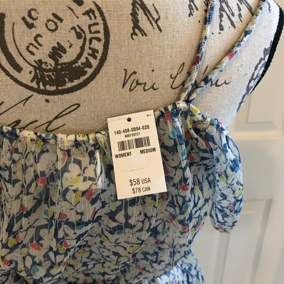 A & F | Floral Top | Size M | NWT - Picture 5 of 5